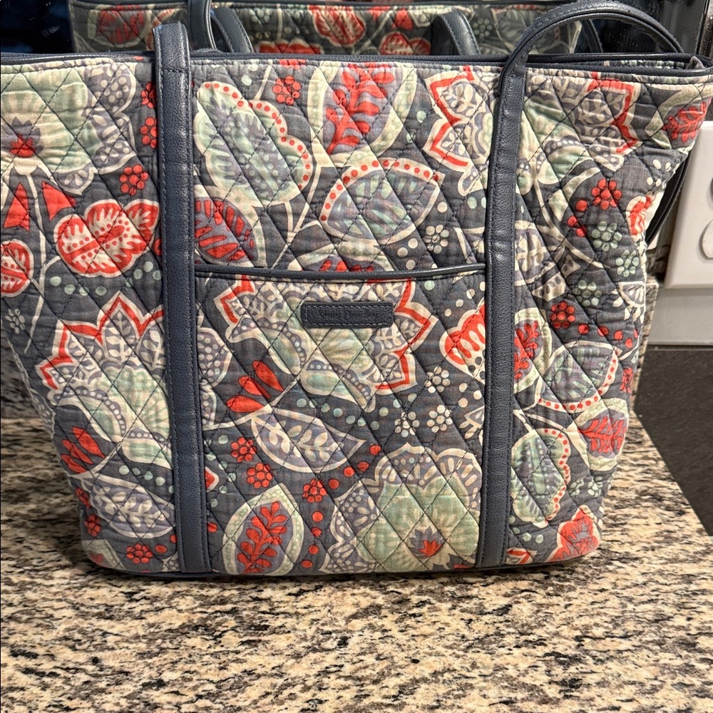 Vera.Bradley floral Quilted Tote Bag